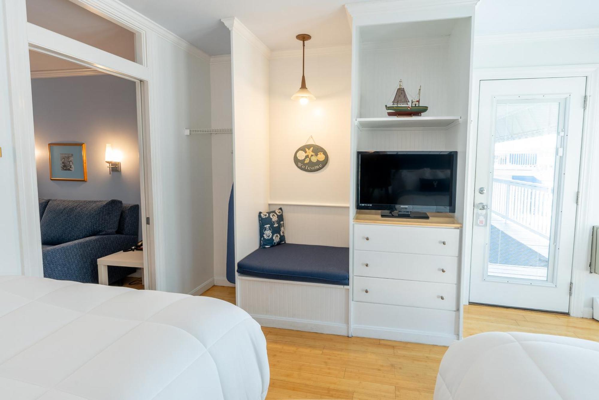 The Edgewater 3*